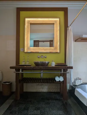 Maya Ubud Resort and Spa Kamar Photos