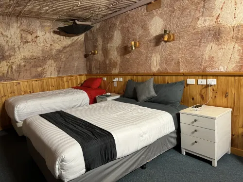 Comfort Inn Coober Pedy Experience Rooms Photos