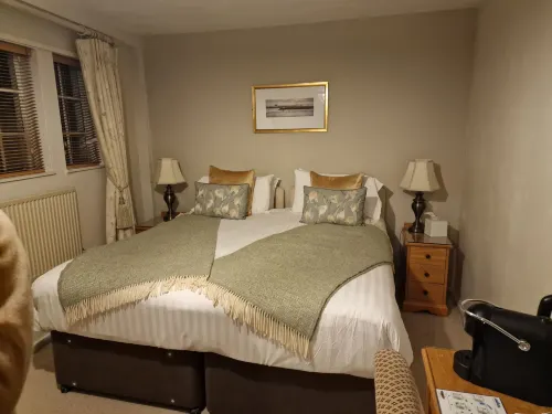 Marlborough Arms Camere Photos
