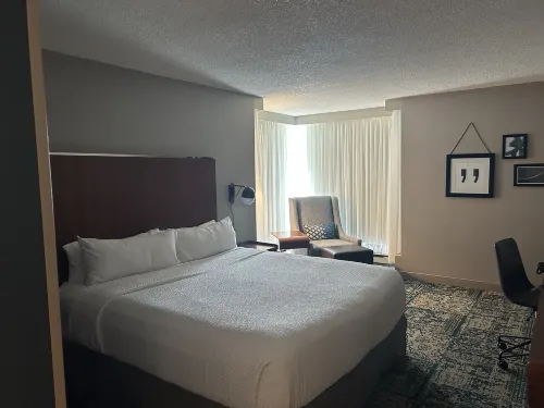 Four Points by Sheraton Hotel & Conference Centre Gatineau-Ottawa Chambres Photos