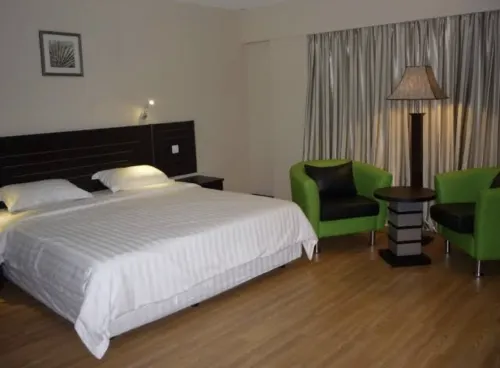 Labuk Hotel Chambres Photos