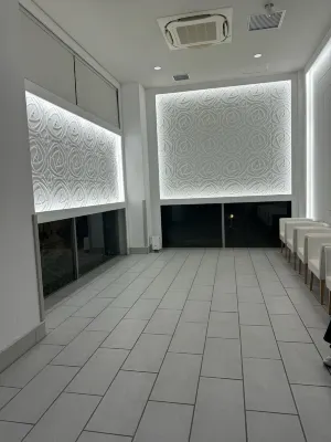 Bande Hotel Osaka Photos