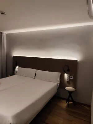 B&B Hotel Tarragona Centro Urbis Zimmer Photos