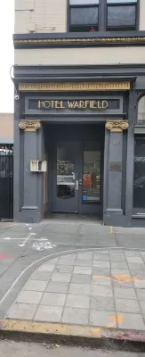 Warfield Hotel Extérieur Photos