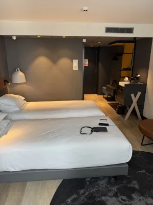 Mercure Amsterdam City Hotel Kamar Photos