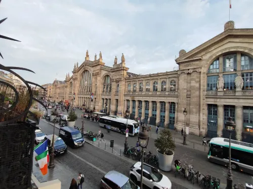 Timhotel Paris Gare du Nord À proximité de l'hôtel Photos