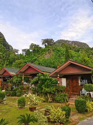 Phi Phi Nice Beach Resort Photos