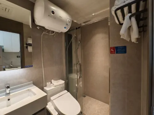 Yi Zhi. High Floor City View Huge-Screen Apartment(Shenzhen North Railway Station, Wanke Yue City) Kamar Photos