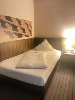 Novina Hotel Tillypark Rooms Photos