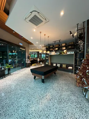 Hotel Scarlett Photos