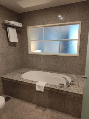 Homers Hotel Rooms Photos