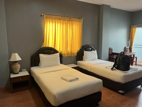 Ampan Resort Kamar Photos