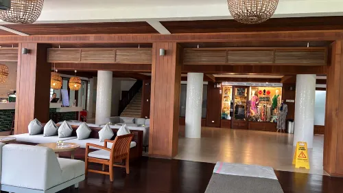 Sunwing Bangtao Beach Restauration Photos