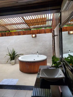 Diamond Bay Resort & Spa Zimmer Photos