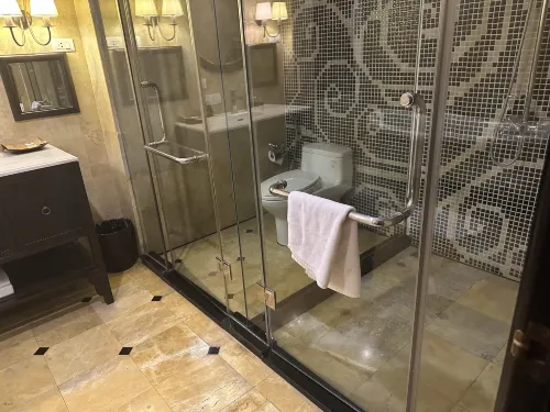 Hanoi Boutique Hotel & Spa Rooms Photos