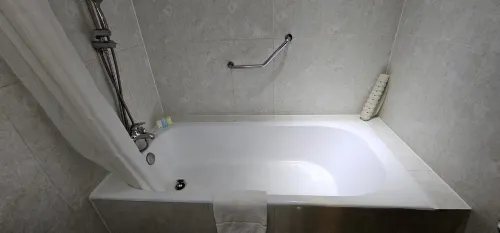 Mandarin Plaza Hotel Rooms Photos