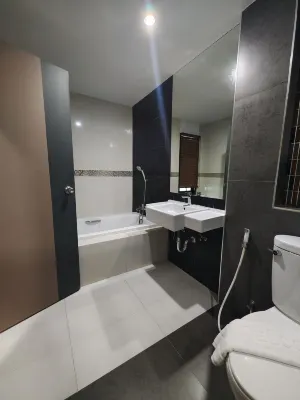 Thongmanee Hotel Rooms Photos