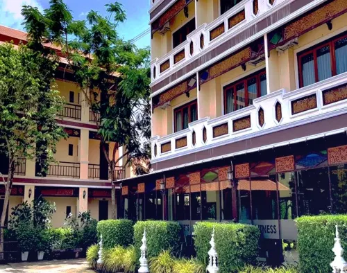 I Boutique Hotel Exterior Photos
