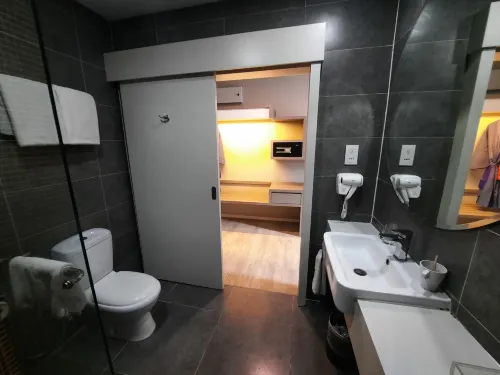 Qliq Damansara Petaling Jaya Kuala Lumpur Chambres Photos
