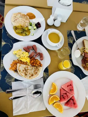 Ramada Plaza by Wyndham Dubai Deira Dining Photos