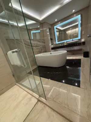 Le Meridien Bali Jimbaran Kamar Photos
