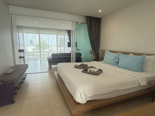 Seanery Beach Resort Kamar Photos
