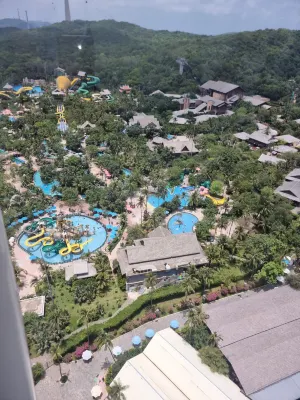Lalisa Hotel Рядом с отелем Photos