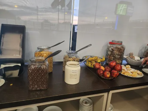Holiday Inn Express Malaga Airport Mahlzeiten Photos