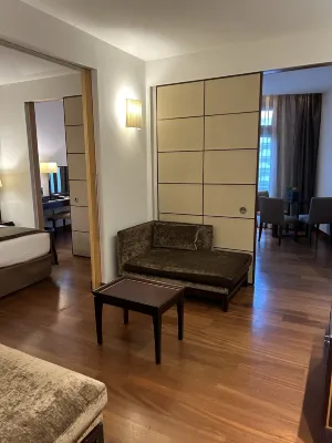 Eurostars Grand Marina Hotel GL Chambres Photos