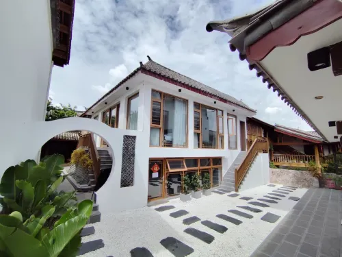 ‌CafeCoco Designer Hotel @ Peter Goullart's, Lijiang (Waterwheel) Ngoại thất Photos