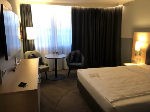 Vienna House Easy by Wyndham Frankfurt Airport Kamar Photos