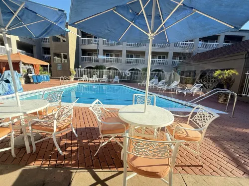 La Quinta Inn & Suites by Wyndham San Francisco Airport West Leisure & Recreation Photos