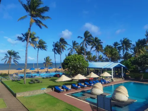 Camelot Beach Hotel Photos