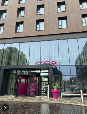 Moxy Chester Extérieur Photos
