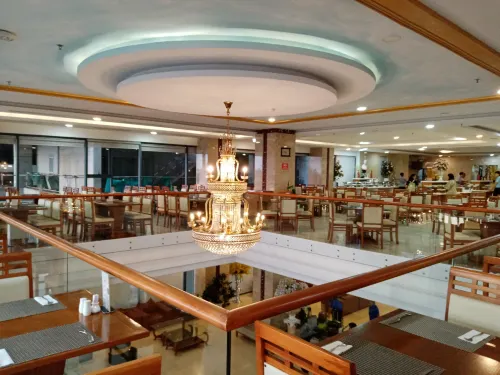 Serene Beach Hotel Danang Питание Photos