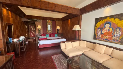 Mom Tri's Villa Royale Номера Photos