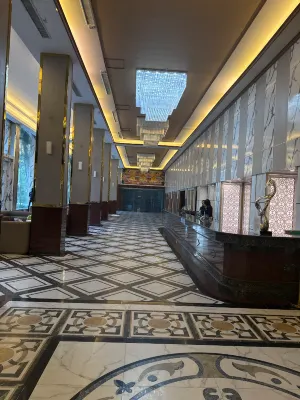 藝龍飯店（芭達雅中天海灘店） 公共區域 Photos