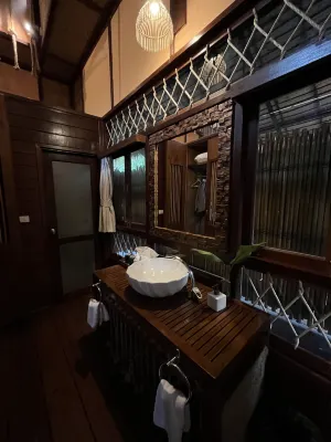 The Float House River Kwai Zimmer Photos