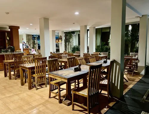 Manggar Indonesia Hotel Mahlzeiten Photos