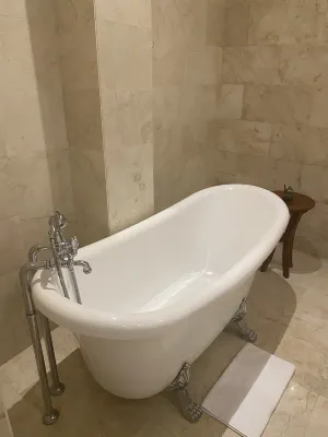 The Colony Hotel Bali Kamar Photos