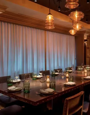 Moxy NYC Times Square Restauration Photos