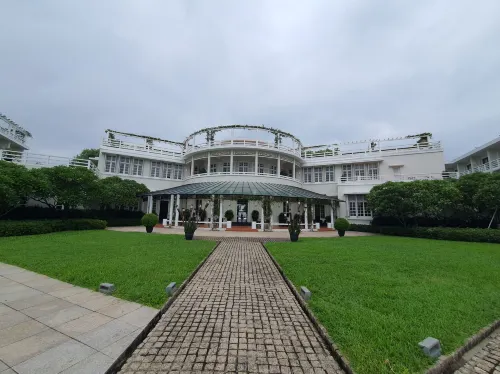 Azerai La Residence, Hue Photos