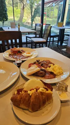 Holiday Inn Bristol - Filton Restauration Photos