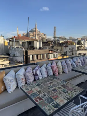 HENNA HOTEL ISTANBUL In der Nähe des Hotels Photos