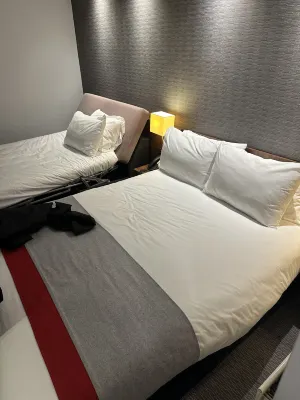 Holiday Inn Express Belfast City Chambres Photos