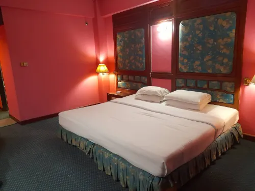 Diamond River Ping Petch-Ngam Hotel Zimmer Photos