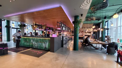 Moxy Paris Val d'Europe Photos