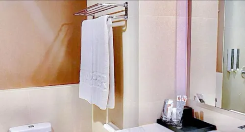 Harper Palembang Kamar Photos