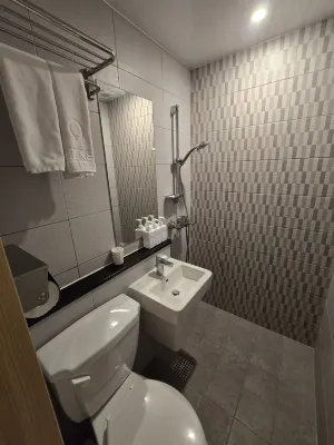 Kenny Stay Jeju Seogwipo Kamar Photos