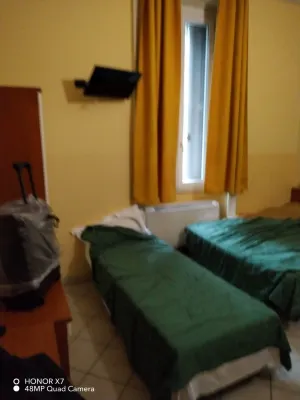 The Best Hotel Kamar Photos